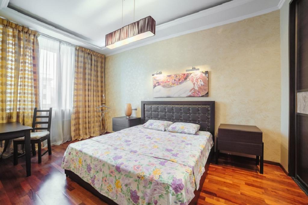 Flatcomfort Nezavisimosti 44 Apartment Minsk Ngoại thất bức ảnh
